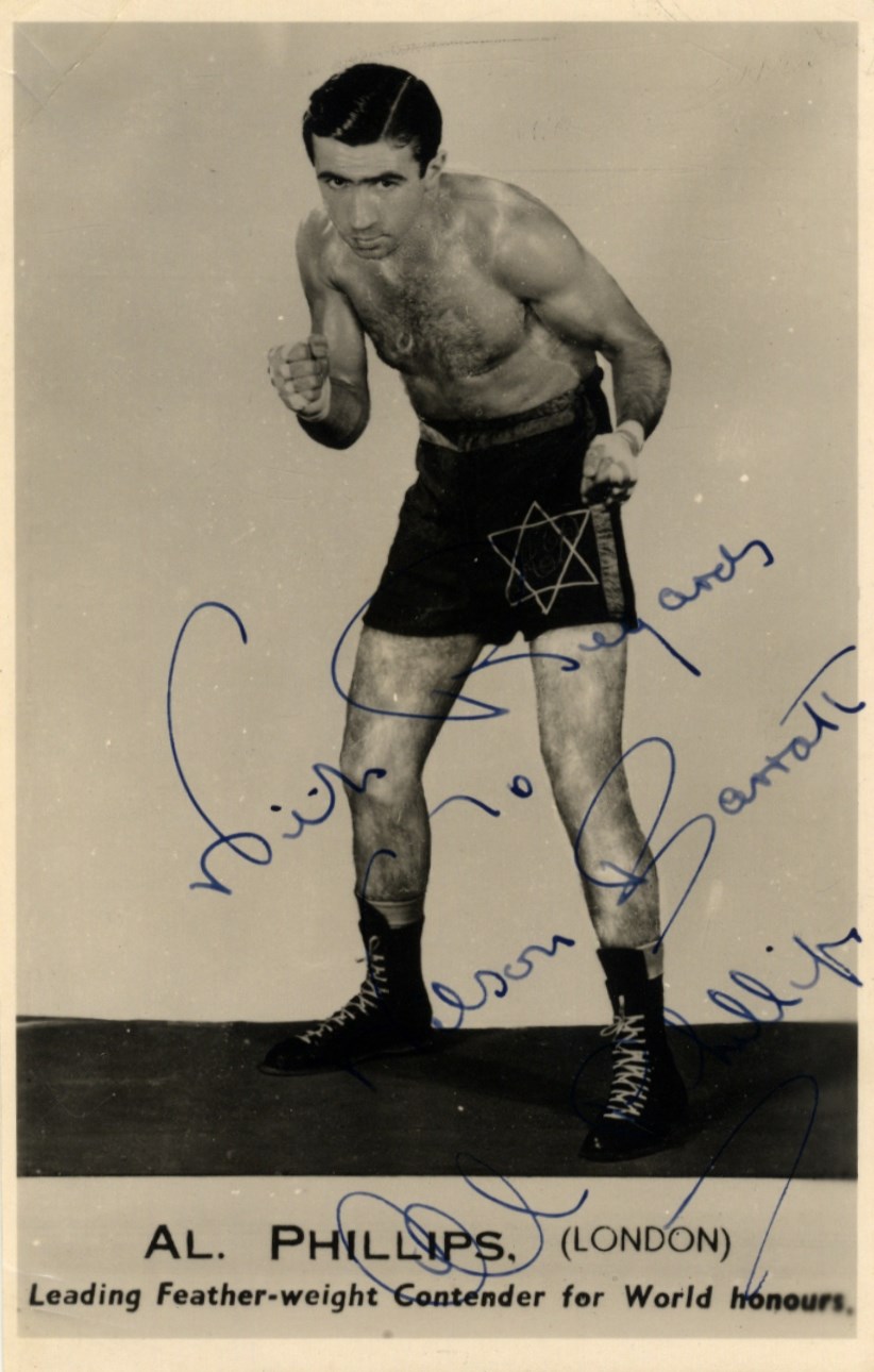 BOXING: Selection of signed pieces, cards, signed postcard photographs and slightly larger (and a - Image 13 of 25