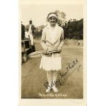 TENNIS: Selection of signed postcard photographs (a few vintage) by various female tennis players,