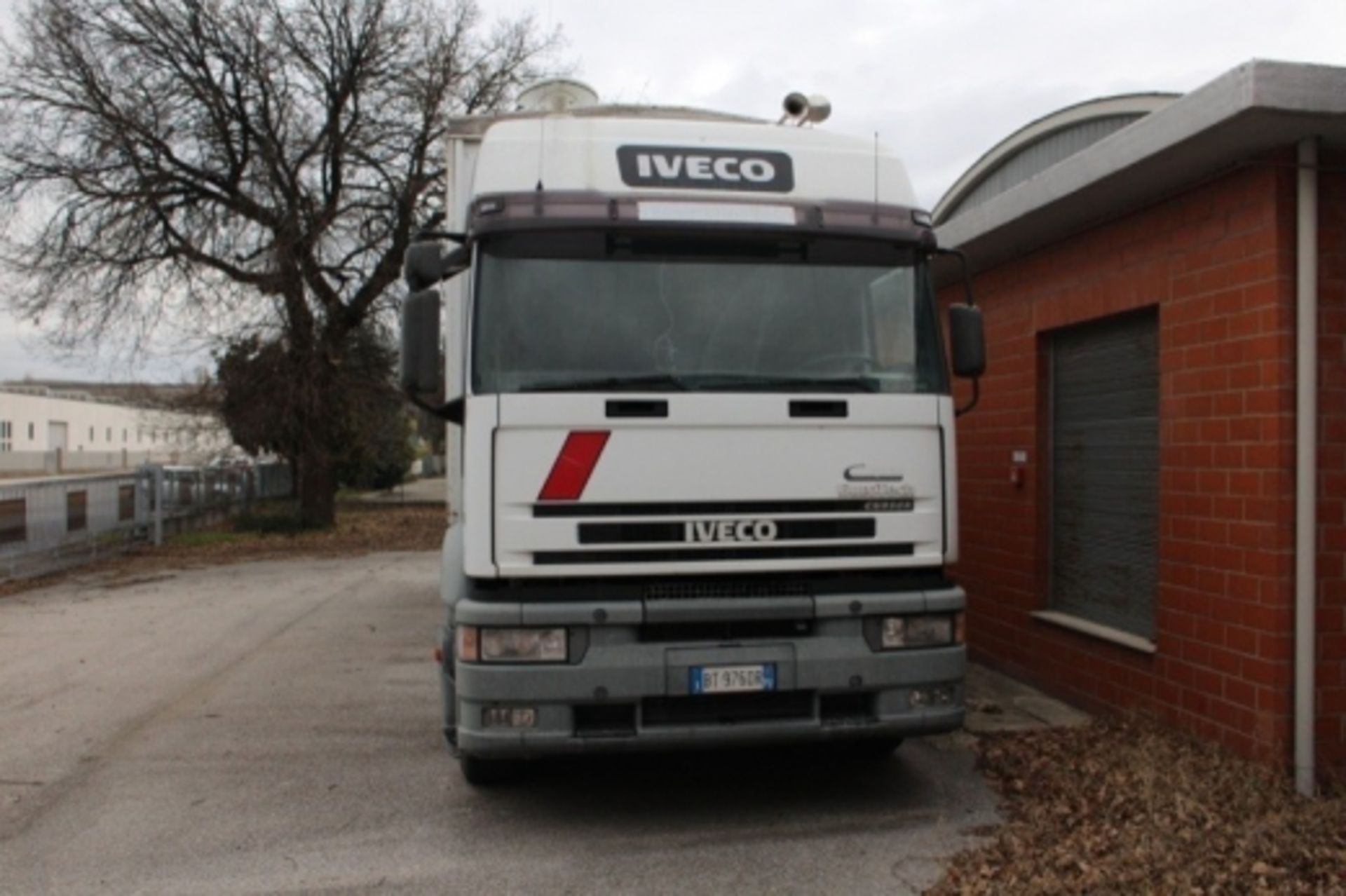 1,Truck OM 140 Iveco Eurotech plate n. BT976DR Click here for more details - Image 2 of 4