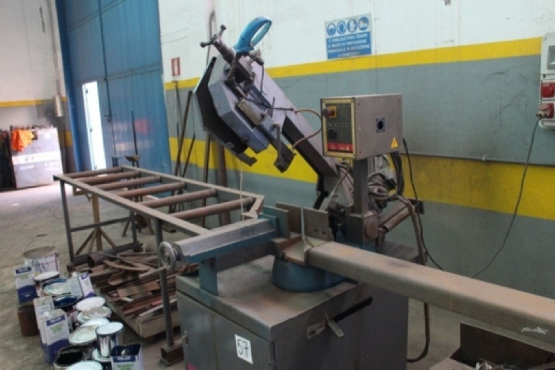 1,BAND SAW BRAND MEP, MOD. SHARK260,YEAR 2000, SERIAL N. 117916187, COMPLETE ROLLER Click here for