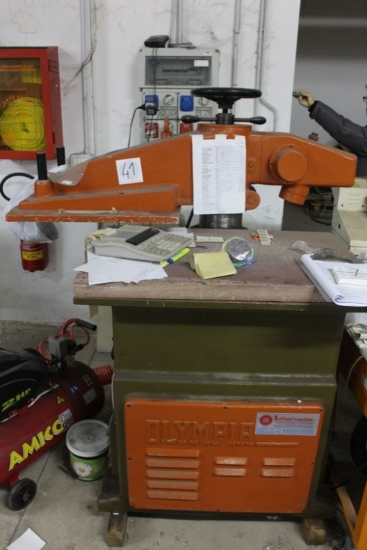 1,LOT COMPOSED OF: n.1 cutting machine Femi 780p; n.1 hydraulic shearing machine Click here for more