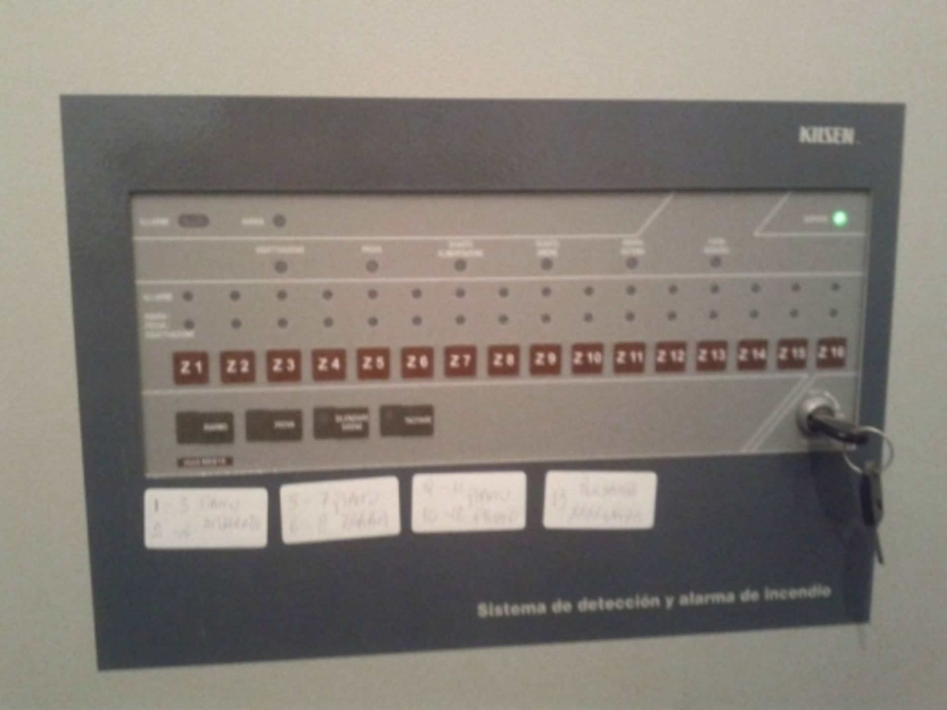 1,LOTTO COMPOSTO DA: n.2 estintori a polvere da kg 50; n.29 estintori a polvere da kg 6; n.6 - Image 2 of 2