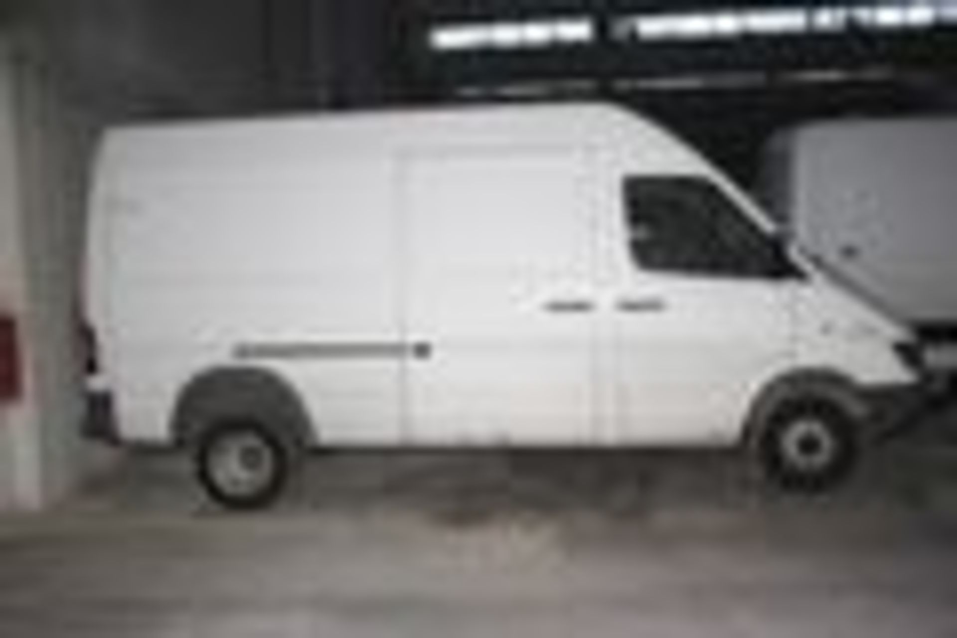 1,Truck (van) Mercedes Sprinter, plate: CZ774BN, first registered in: 2006, mileage: Km. 340.000 - Image 2 of 4