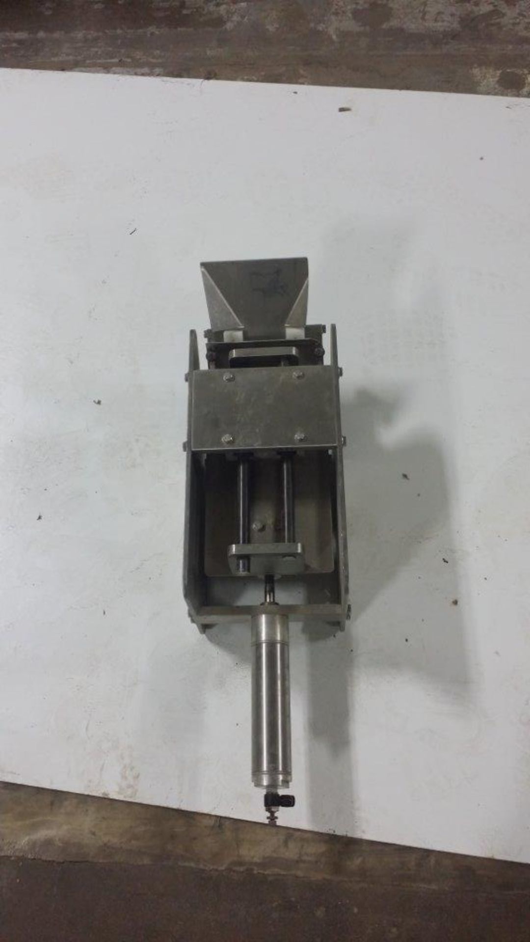 Stainless Steel Capper,  LOCATION - Indianapolis, IN 46077