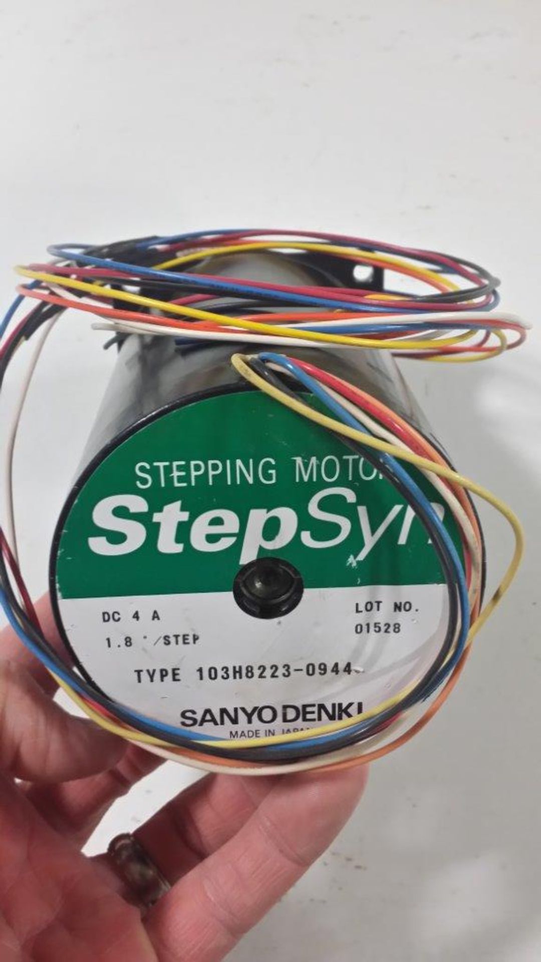 StepSyn Stepping Motor, Type 103H8223-0944, DC 4A, 1.8 Step, Sanyodenki,  LOCATION - Indianapolis,