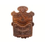 Mensola porta lettere in legno intagliato 1901