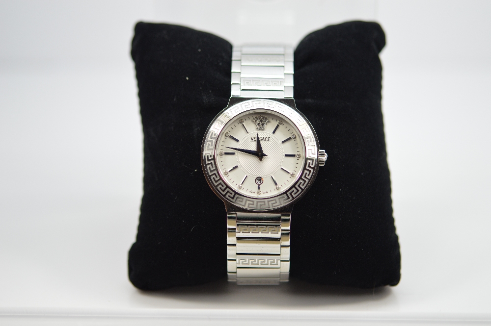 A Gent`s Versace Watch in original box etc - Image 2 of 5
