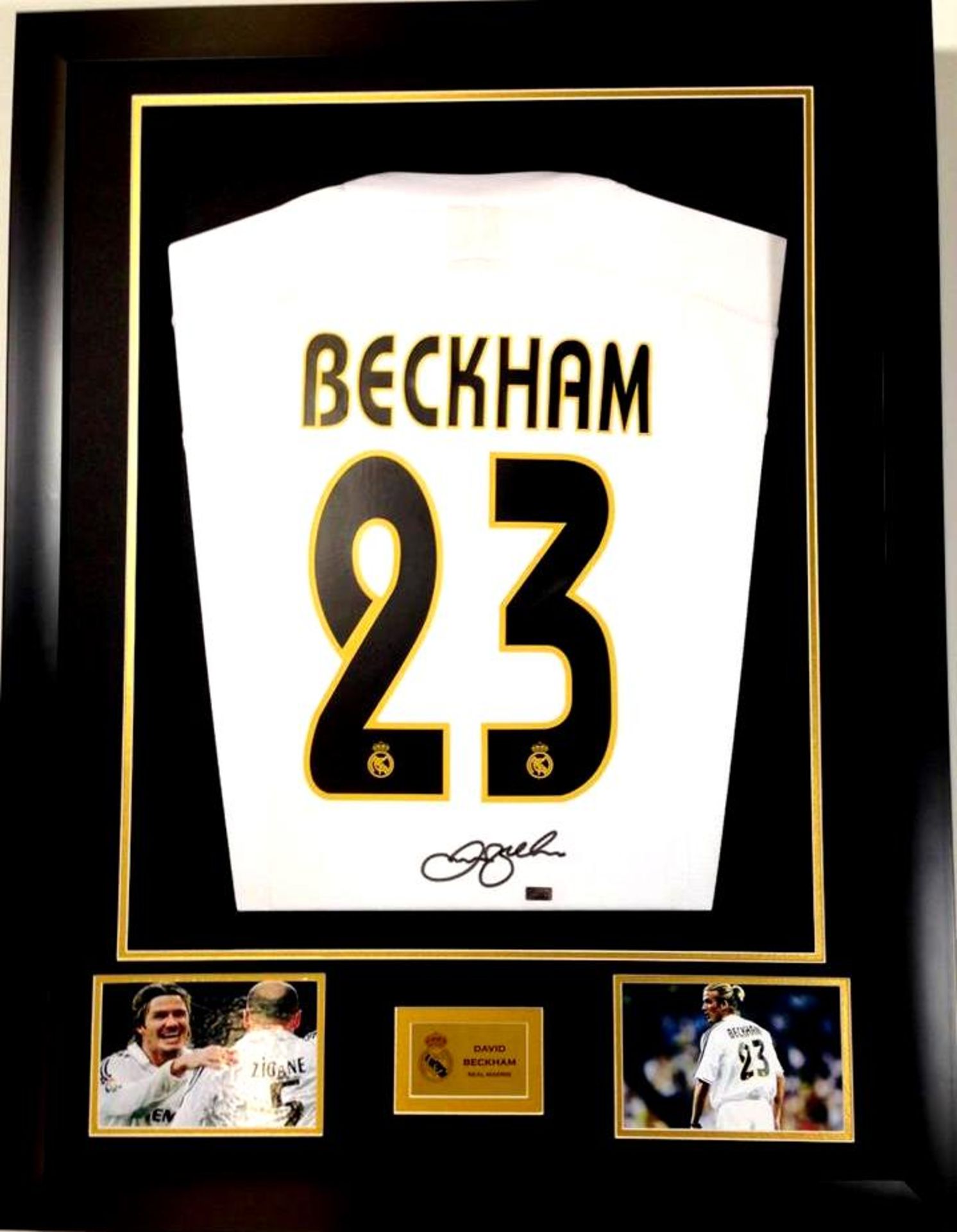 Sir David Beckham Signed 3D display Real Madrid Shirt comes with COA