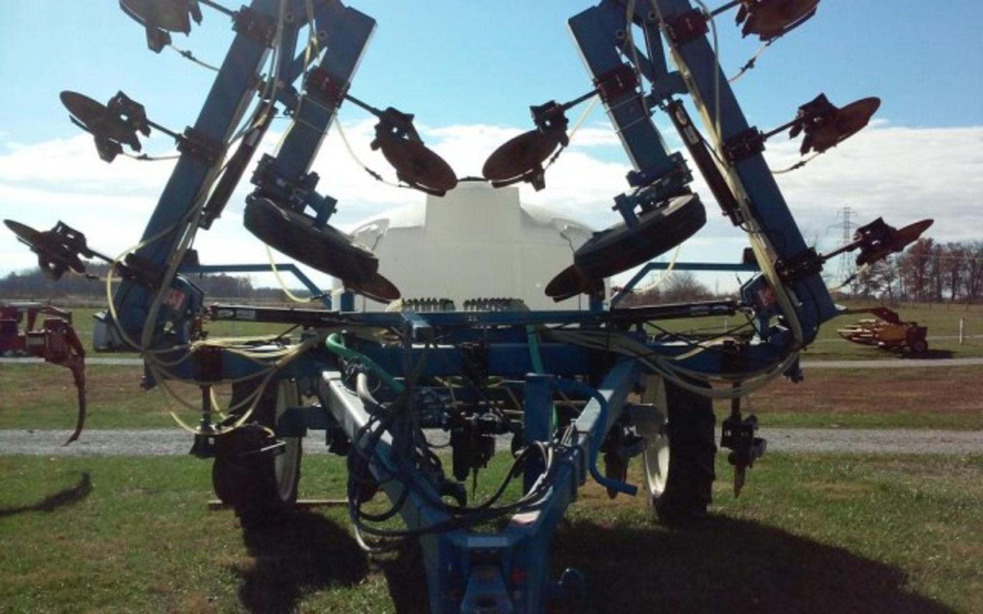 Lot 34 - Ag Systems Model 6400 Fertilizer Applicator 12', 15 Row, Like New Condition Model 6400 - Image 3 of 6