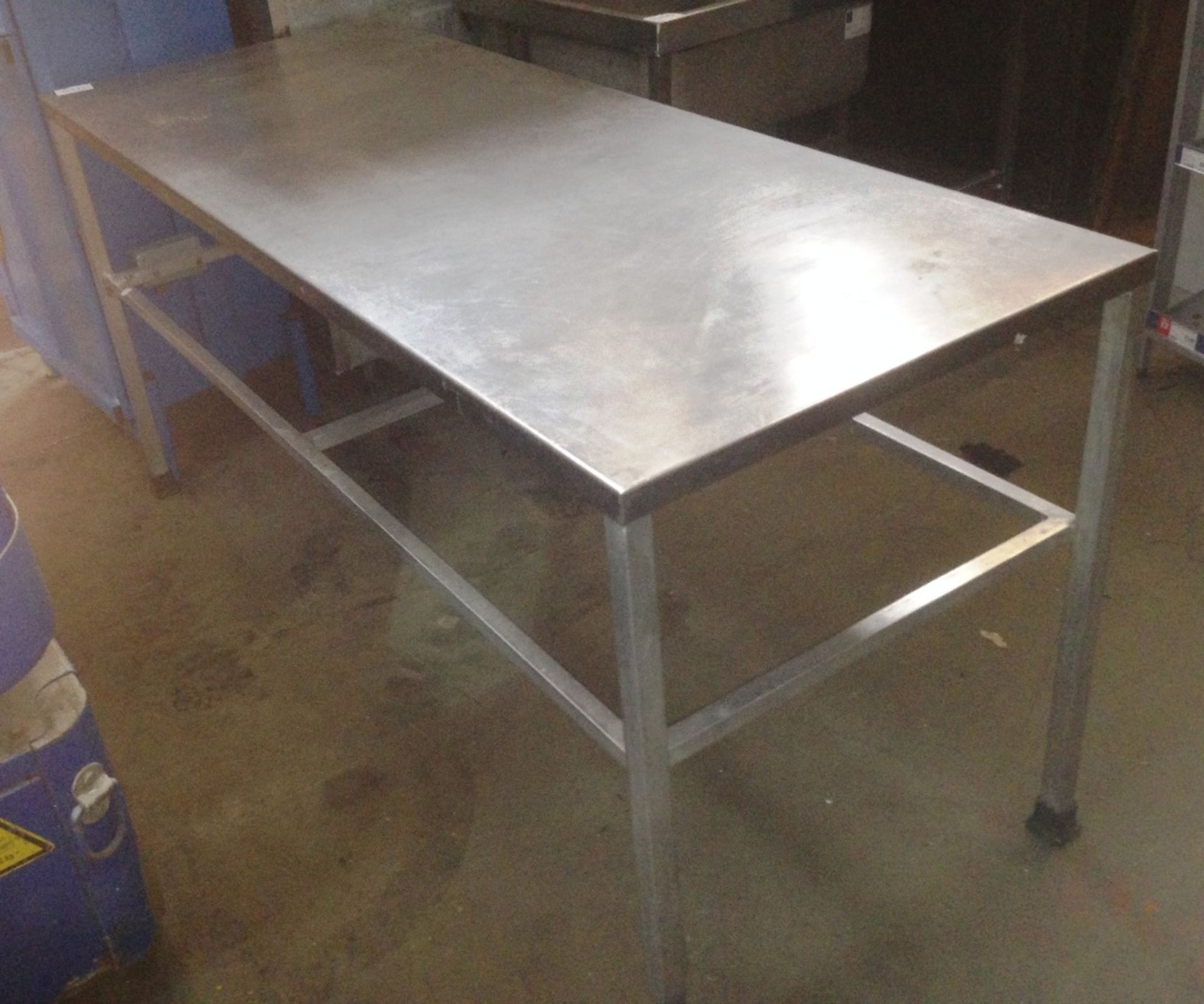 176x69 Stainless steel preparation table