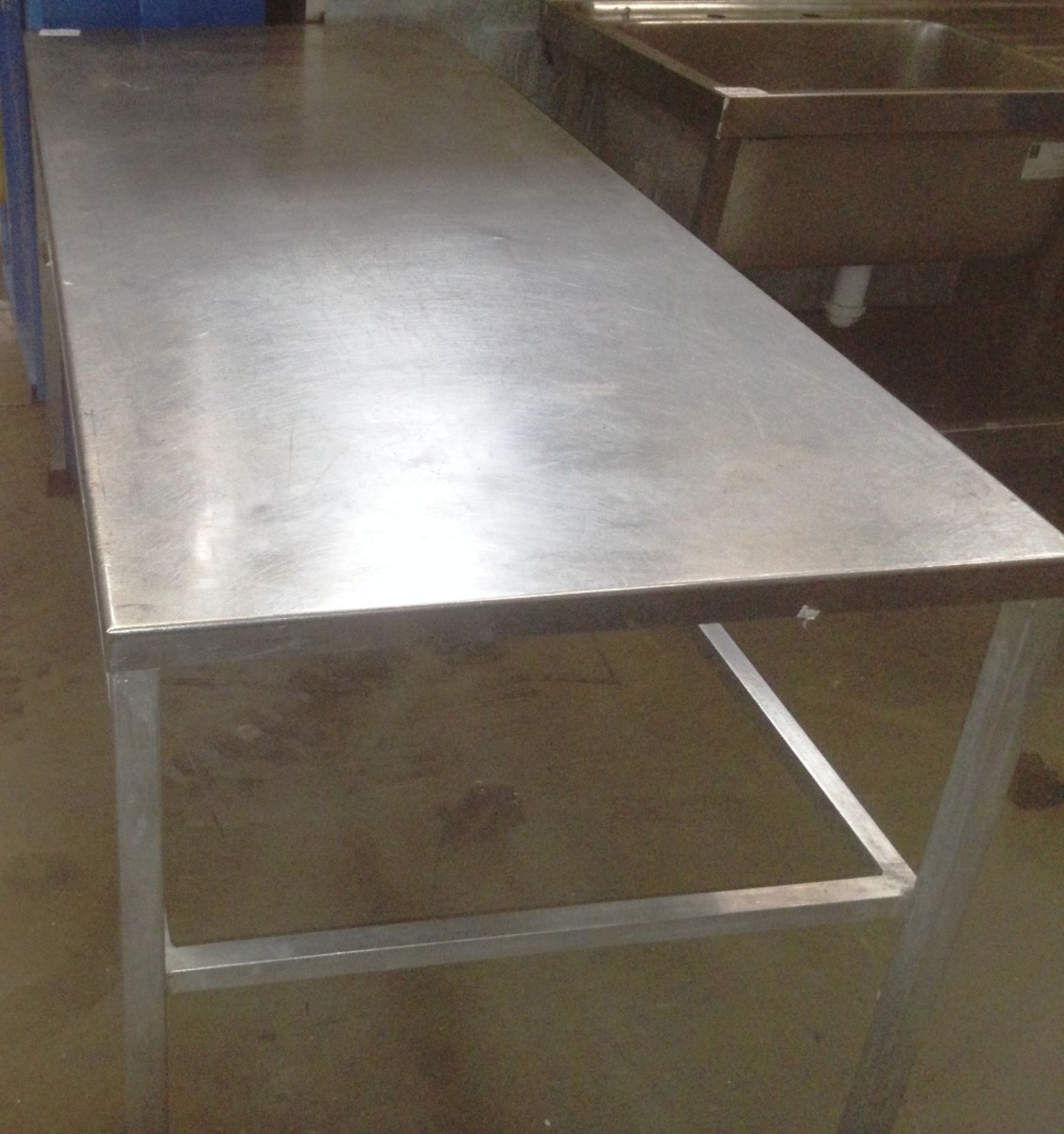 176x69 Stainless steel preparation table - Image 2 of 2