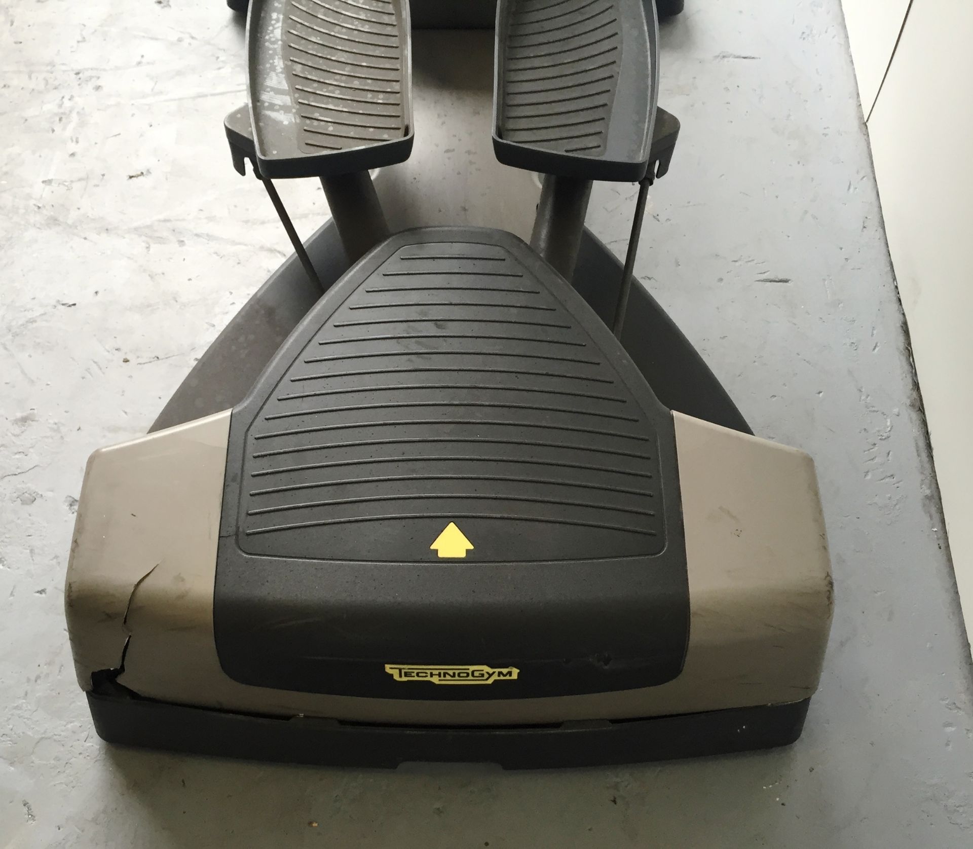 TechnoGym Wave Cardio Machine - Image 10 of 12