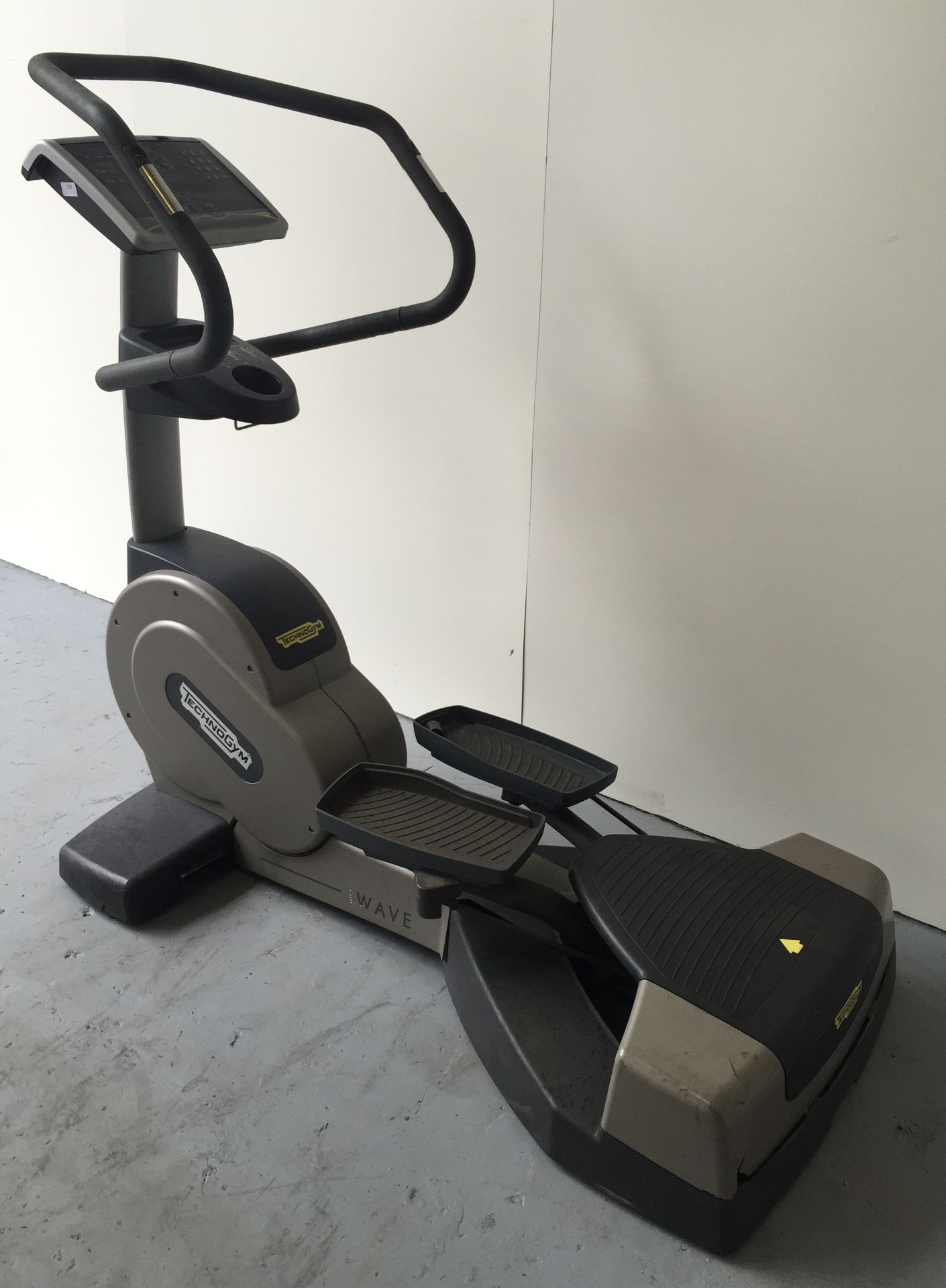 TechnoGym Wave Cardio Machine - Image 2 of 12