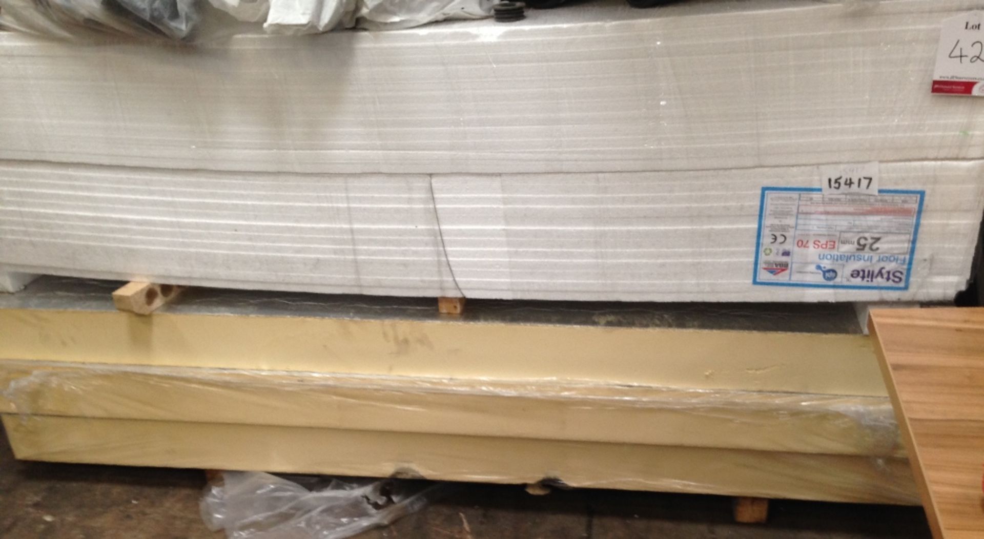 24 x 8ft x 4ft polystyrene insulation sheets and 3 x 150mm insulation boards