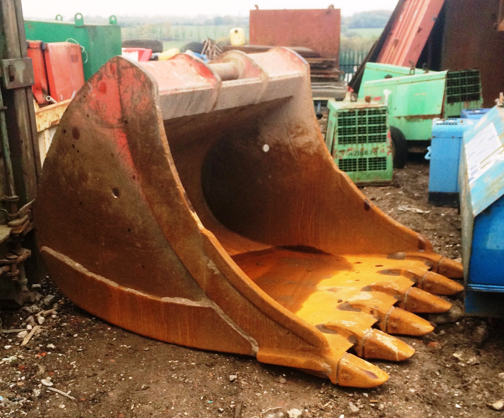 Excavator Bucket with teeth - to suit 40T Excavator