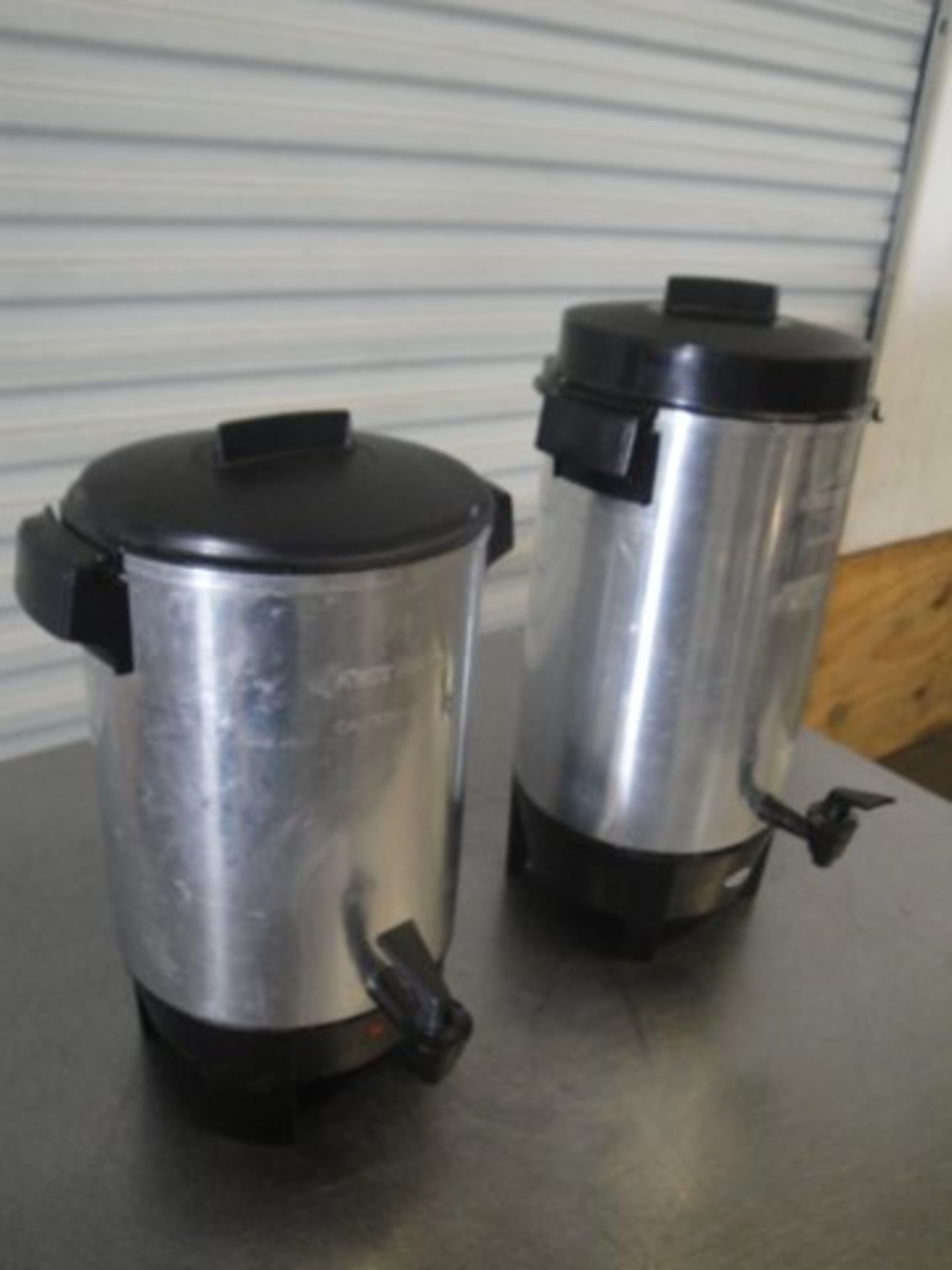 WESTBEND STAINLESS STEEL ELECTRIC PERCOLATOR LOT.