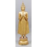 Buddha im Rattanakosin-StilThailand. Wohl Bronze. Vergoldet. H. 188 cm. - Zustand: Vergoldung teilw.