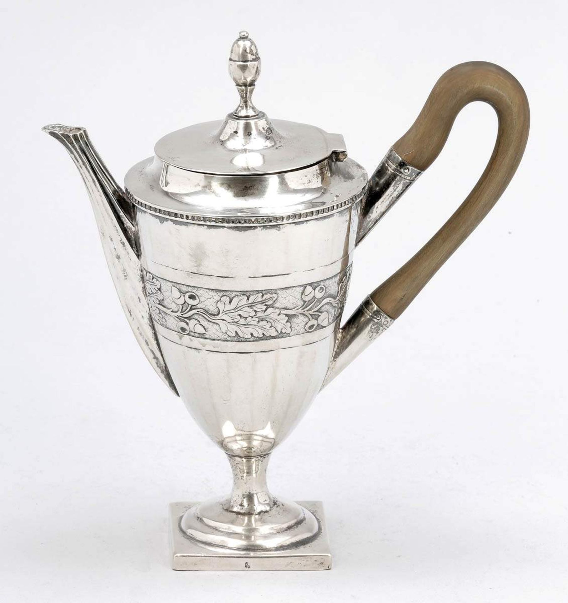 Empire KaffeekanneGeorg Christian Friedrich Temmler/Augsburg, um 1802. Silber. Punzen: Herst.-Marke,