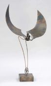 Dean Davis1942 Modesto/Kalifornien - Flugobjekt - Eisen, geschweißt. 11/60. H. 54,8 cm. Rückseitig