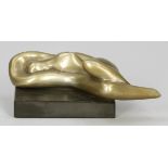 Emil Cimiotti1927 Göttingen - lebt in Hedwigsburg - "Liegende V" - Bronze. Gold patiniert. Schwarzer