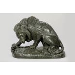 Antoine Louis Barye1795 Paris - 1875 Paris - Löwe und Schlange (Lion au serpent) - Bronze.