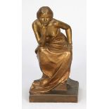 Maurice Bouval1863 Toulouse - 1916 Paris - Sitzende weibliche Figur - Bronze. Goldbraun und braun