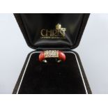 Damenring, Gelbgold 585 m. 10 Diamanten und Koralle besetzt, Juwelier Christ, RG 15mmMindestpreis: