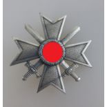 Kriegsverdienstkreuz mit Schwerter, I. Klasse, sog. 3.ReichMindestpreis: 95 EUR