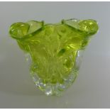 Glasvase, wohl Italien, dickwandiges Glas, h. 21cmMindestpreis: 120 EUR