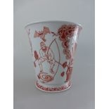 Seltene Meissen Vase, Entw.: Marianne Meyfarth (1898 Glauchau - 1992 Berlin),Weißporzellan mit roter