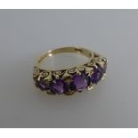 Damenring, 9kt. Gelbgold m. 5 Amethysten, RG 17mmMindestpreis: 75 EUR