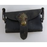 Patronentasche, Leder mit Messingverzierung, Frankreich um 1900, Gebrauchsspuren, ca. 18cmx