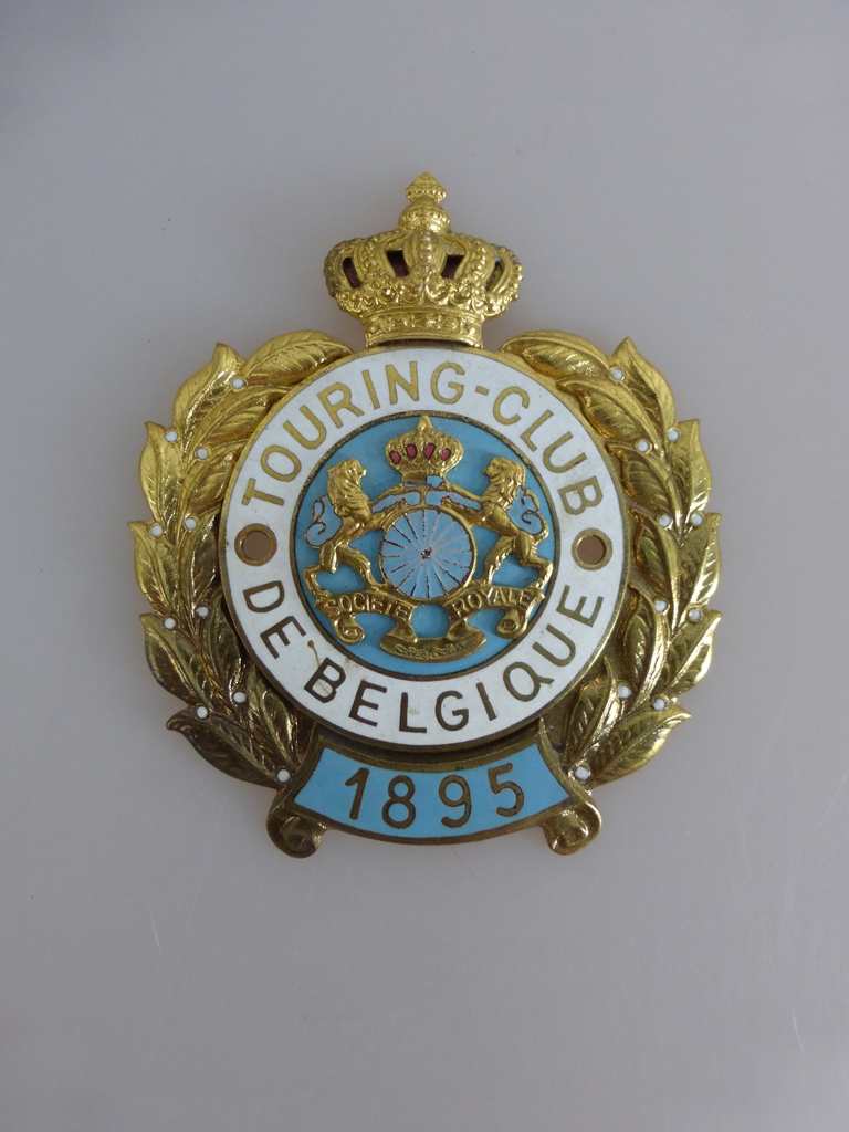 Autoplakette Belgien "Touring Club de Belgique 1895", 10cm x 8,5cmMindestpreis: 40 EUR