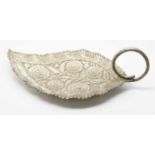 Early 20th c Eastern silver tray in the form of a leaf with embossed boarders foliage relief 7ins