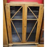 Original 1930's Art Deco honeyoak display cabinet with integral glass shelves glazed doors on