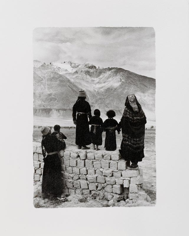 Gere, Richard (1949 - ). Zanskar. Photographs by Richard Gere. Portfolio mit 11 Original-