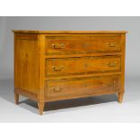 COMMODE, Restoration, Suisse romande. Cherry and walnut inlaid in rectangular reserves.