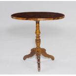 OVAL SIDE TABLE, Louis Philippe. Walnut and burlwood. Oval top on engine-turned shaft. 77x51x76 cm.