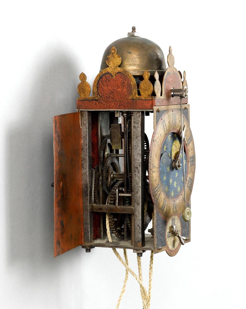 IRON CLOCK WITH MOON PHASE AND FRONT PENDULUM, Germany, 17th century. Closed, rectangular metal case - Image 2 of 2