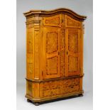 CUPBOARD, late Baroque, from the area around Lake Constance, ca. 1800. Walnut, oak, plum and other