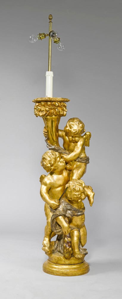 CANDELABRA WITH FIGURES, Baroque style, Italy, 19th century. Wood, carved with 3 angels holding a - Image 2 of 4