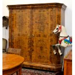 CUPBOARD, Baroque, Switzerland, 18th century. Walnut and burlwood inlaid with rectangular