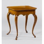 LOW SIDE TABLE, late Baroque, Berne, 19th century. Walnut. Square top with slightly raised edge,