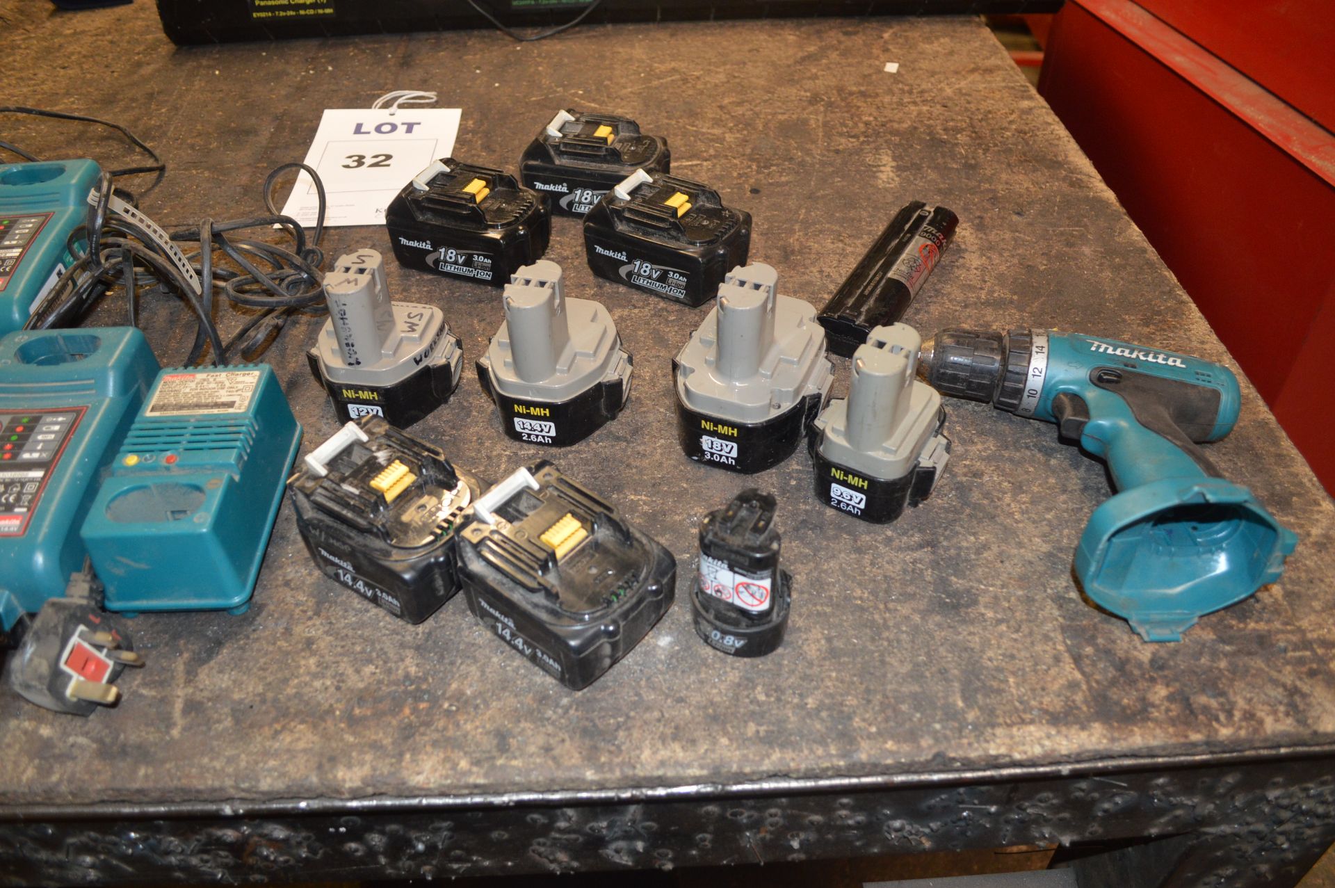 Quantity of Makita Batteries & Chargers 
DC24 WA 7.2-24V Chargers 
DC18 RA 7.2-18V Chargers - Image 6 of 8