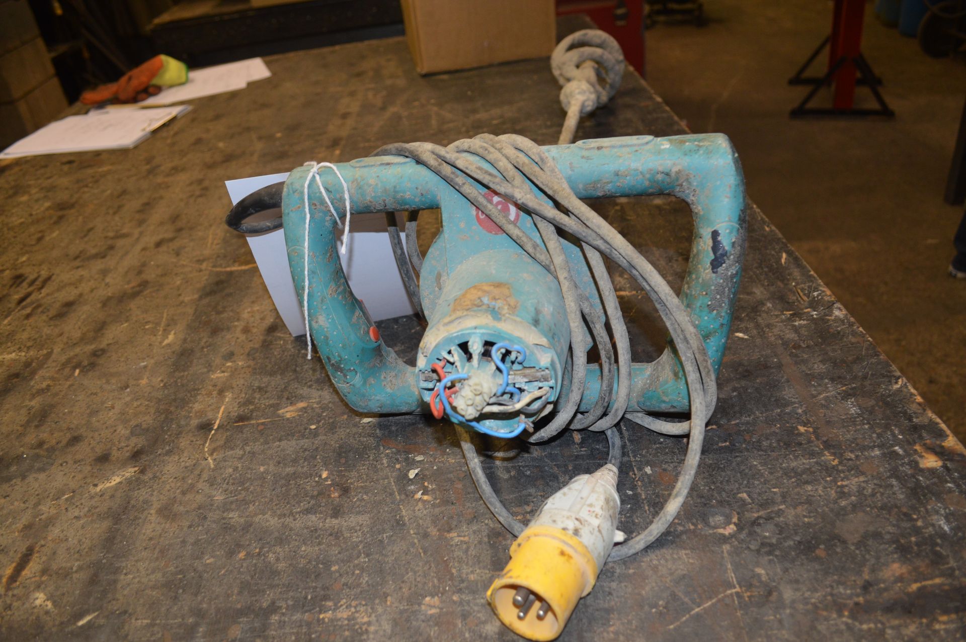 Make Unknown 110v Mixer 
(spares or repair)
located at Spa Gates Ltd, Blick Road, Warwick CV34 6TA - Image 3 of 3