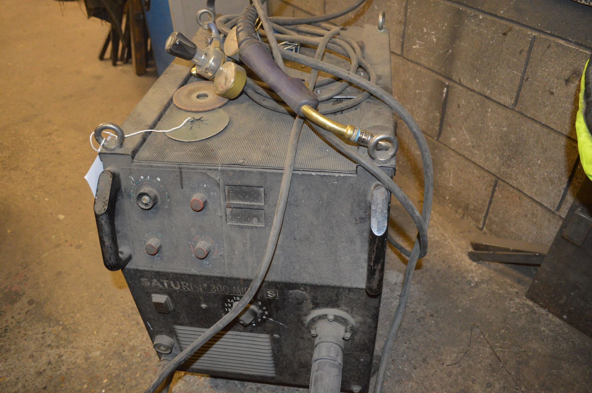 MG Saturn 300 Mig Welder 
located at Spa Gates Ltd, Blick Road, Warwick CV34 6TA and can only be - Image 5 of 10