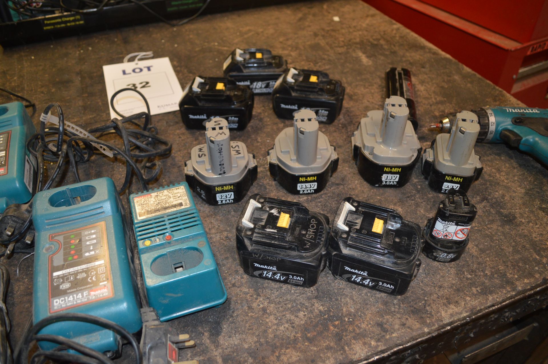 Quantity of Makita Batteries & Chargers 
DC24 WA 7.2-24V Chargers 
DC18 RA 7.2-18V Chargers - Image 5 of 8