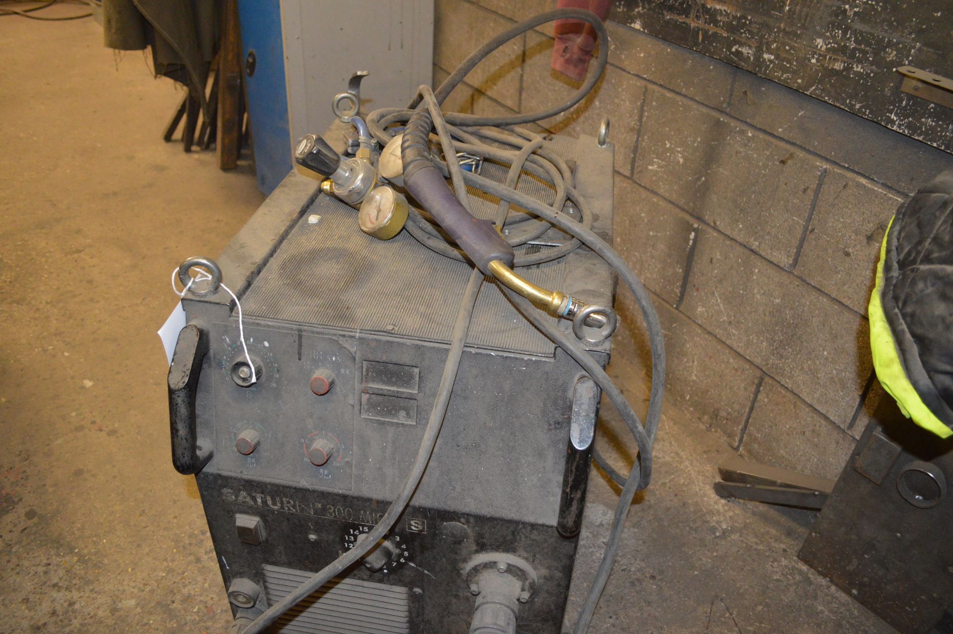 MG Saturn 300 Mig Welder 
located at Spa Gates Ltd, Blick Road, Warwick CV34 6TA and can only be - Image 6 of 10