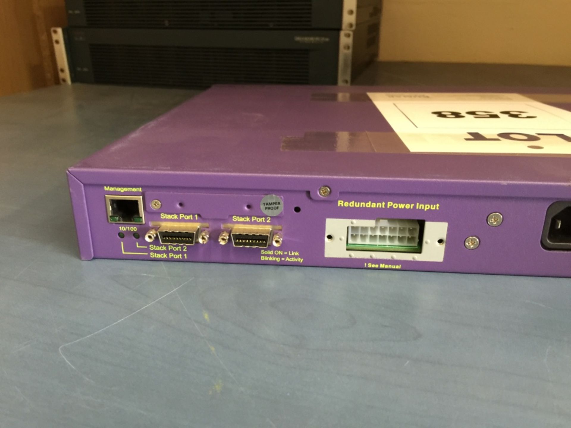 Extreme Networks Summit X250e-24 Port Network Swit - Image 2 of 3
