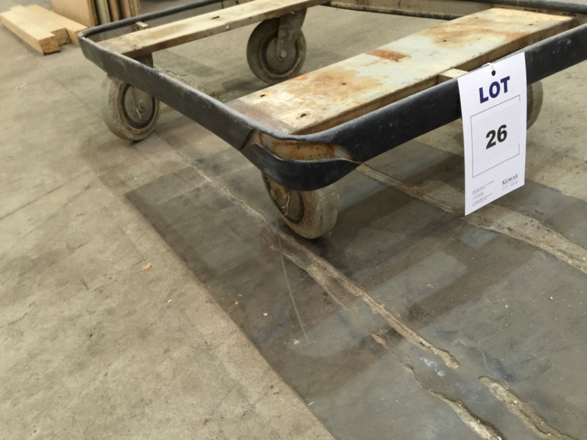 Make Unknown Mobile Trolley on Wheels. Size 1.05m - Image 3 of 4